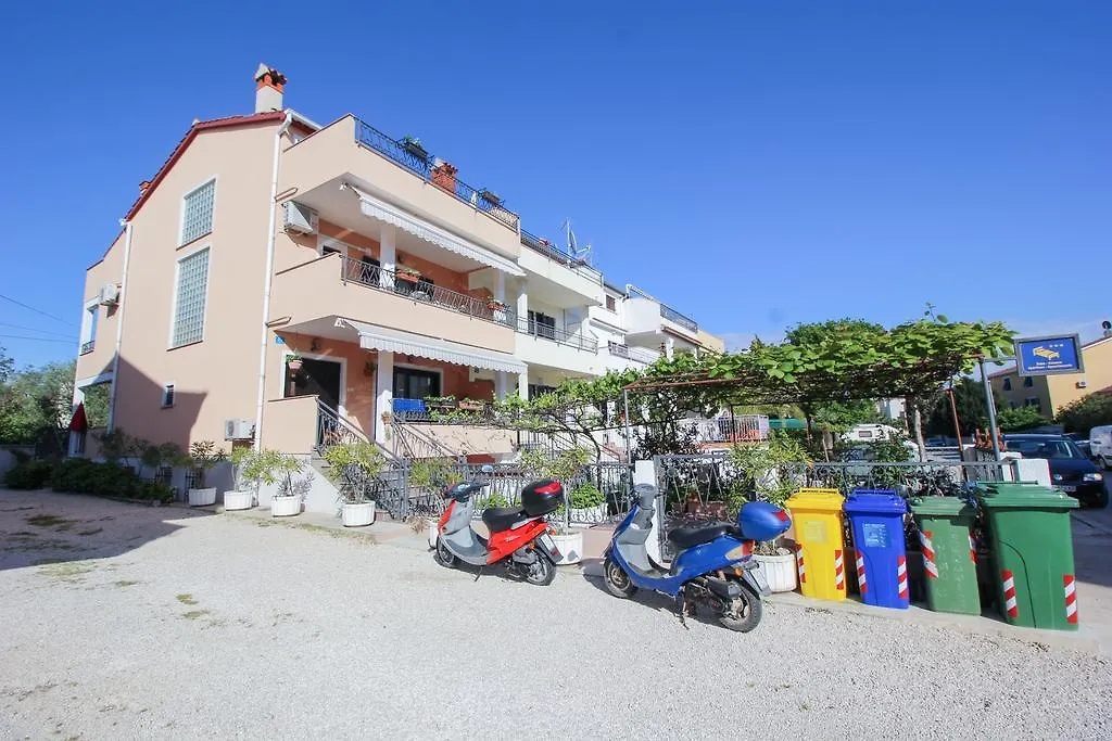 רוביני Apartments Sonja